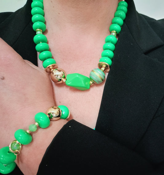 collana perle schicciate verde